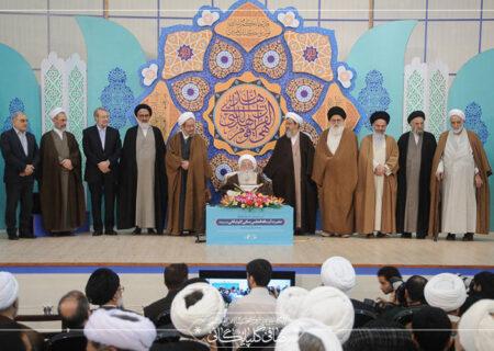 تصاویر همایش نکوداشت خدمات ماندگار مرجع عالیقدر حضرت آیت الله صافی گلپایگانی مدظله‌العالی به ساحت قرآن و حدیث