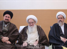 تصاویر حضور مرجع عالیقدر حضرت آیت الله العظمی صافی گلپایگانی، در بیت یادگار امام