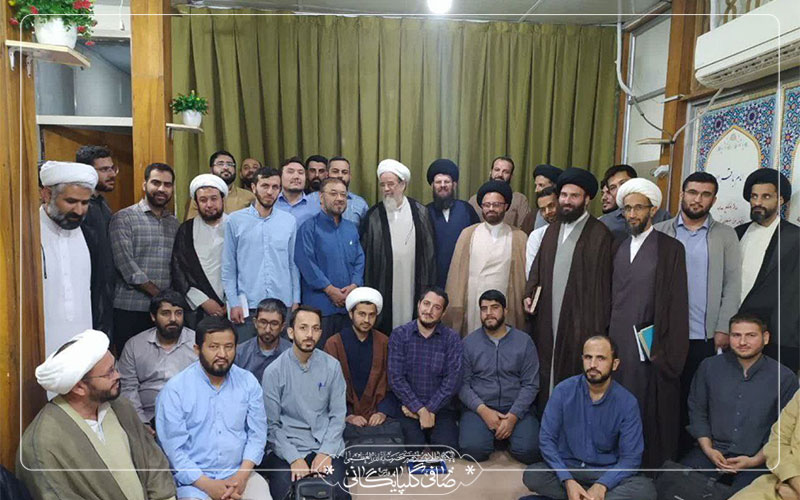 مبلغین مراقبان و مرابطین دین و مذهب هستند.